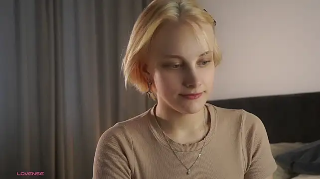 Živý XXX chat KirstinMcgeady