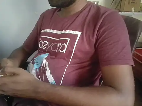 Tinku_1324 Show in webcam
