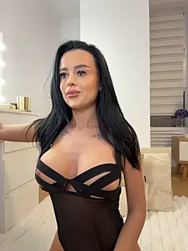 Katty_Kattie Adlı Modelin Web Kamerası Şovu