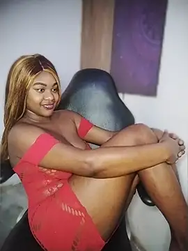 Roonie_garces' Live XXX Chat