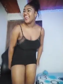 Czat XXX na żywo – Roonie_garces