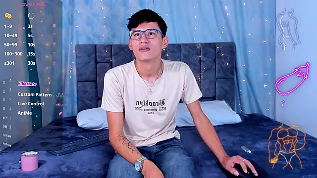 NicolasTorrez Webcam-Show