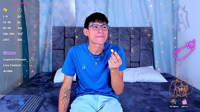 NicolasTorrez Webcam-Show