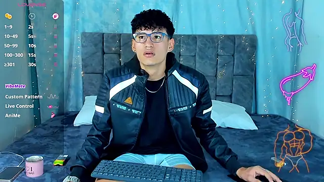 NicolasTorrezn Webbikameraesitys