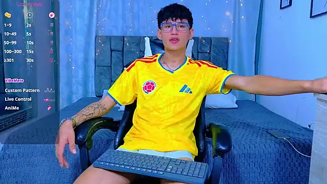 NicolasTorrez Live XXX Chat
