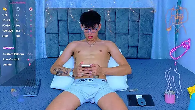 Show de NicolasTorrez na webcam