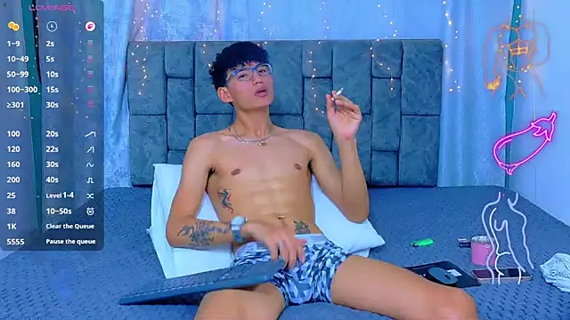 NicolasTorrez 网络视讯表演