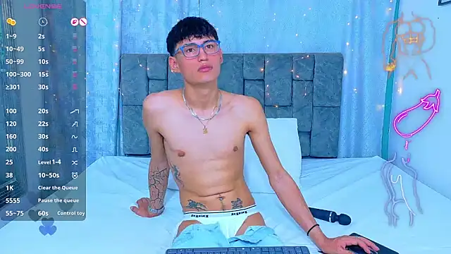 NicolasTorrez Pertunjukan Webcam