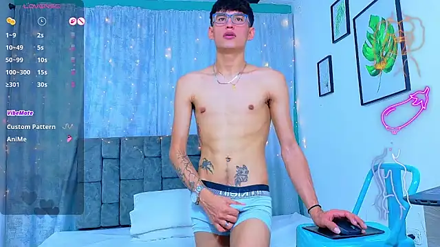 NicolasTorrez Live XXX Chat