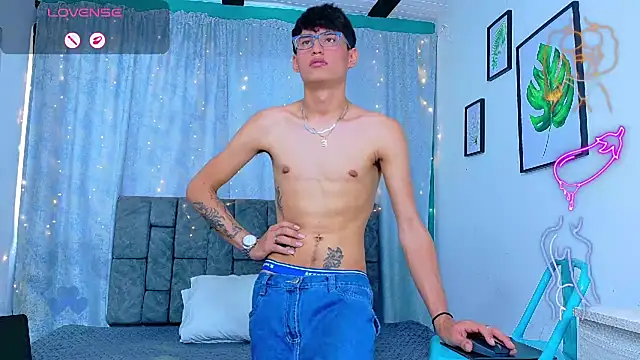แชท XXX สดของ NicolasTorrez