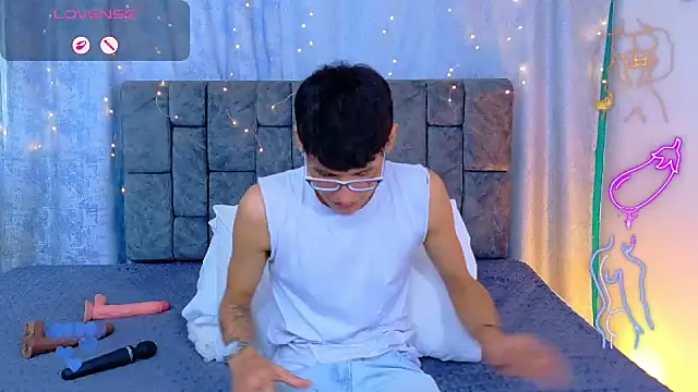 Chat XXX ao vivo de NicolasTorrez