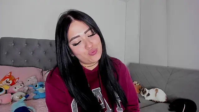 Lina_888: δωμάτιο απευθείας συνομιλίας