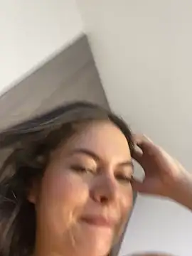 alyabelovaのライブチャットルーム