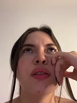 Chat +18 de alyabelova ao vivo