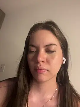 alyabelovan Live chat-huone