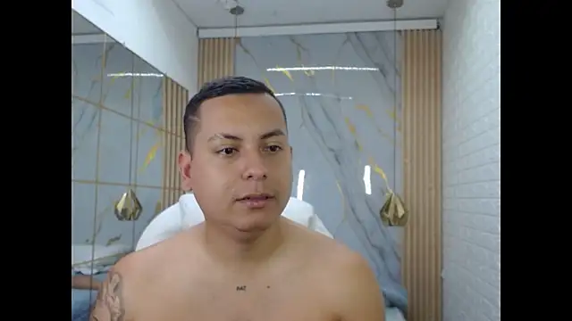 vanessa_f Chat XXX in diretta