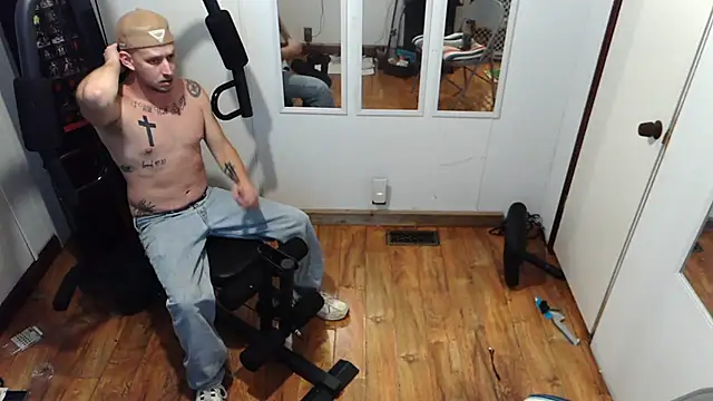 beau_93 Webcamshow