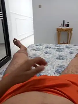 Chauddz16 webkamerás műsora