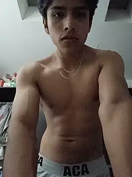 Show modela fran0631 na web-kameri