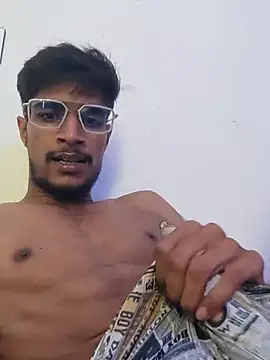 Show modela kaushikhotty na web-kameri