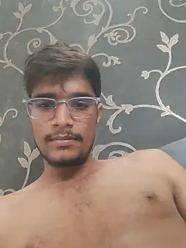 Rockooo0 Show in webcam