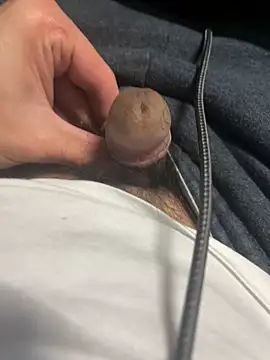 awesomemilkss Show in webcam
