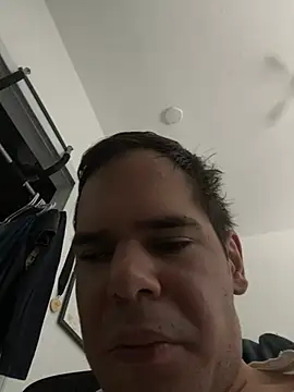 awesomemilkss' Webcam Show