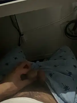 awesomemilkss Webcam-Show