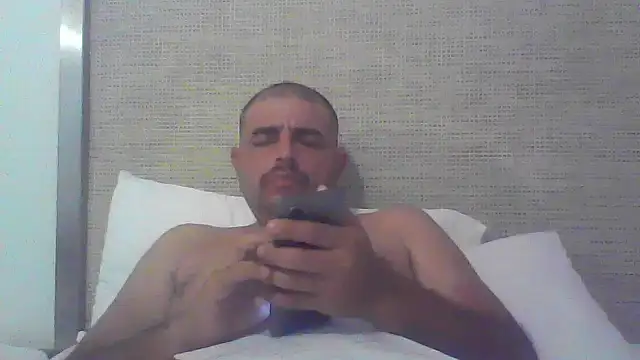 Show modela cobrosdepagos na web-kameri