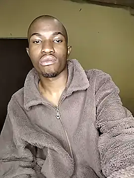 Breezyvikky webcam show