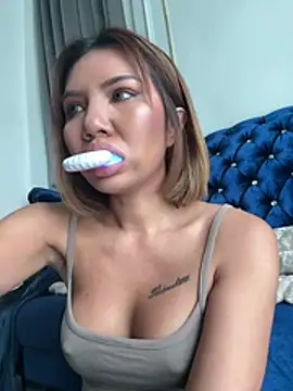 Alittleasiangirl's Webcam Show