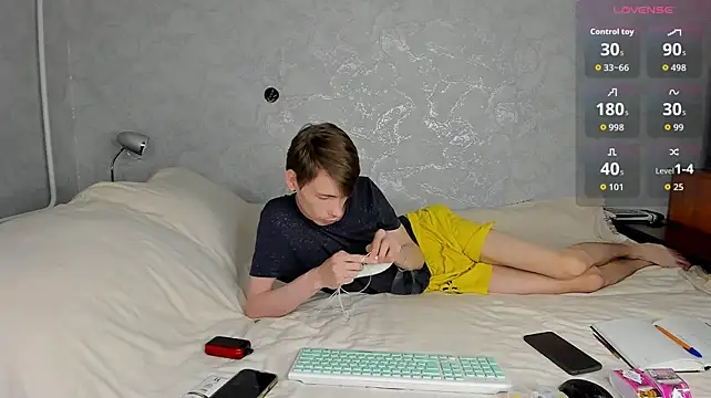 ERICK__DEEN Show in webcam