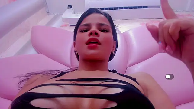 sami_milk Webcam show
