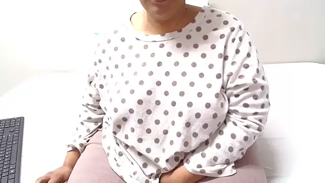 Hotchocolatehugeassxxx's Webcam Show