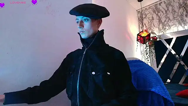 Fieramadame 网络视讯表演