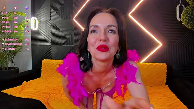 צ'אט XXX בשידור חי של Shanita_moon