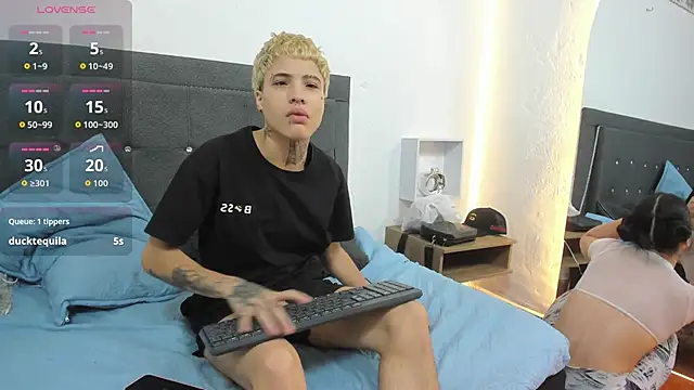 Ale_cuzzn Webbikameraesitys