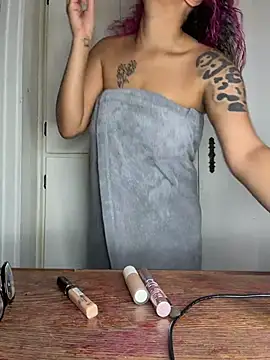 VelvetVixen_735 Adlı Modelin Canlı XXX Sohbeti