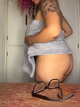 VelvetVixen_735 Show in webcam