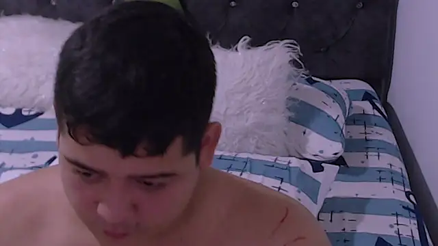 Вебкам-шоу winy_hot