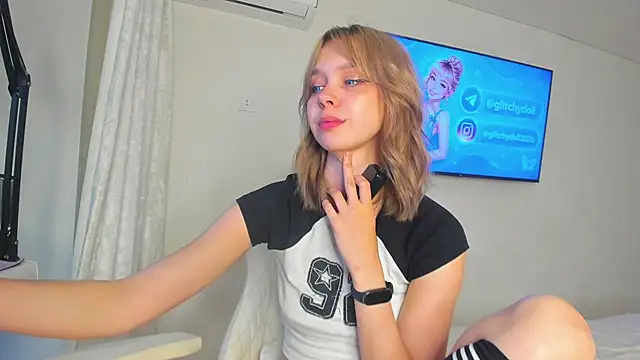 Chat XXX en directo de GlitchyDolly