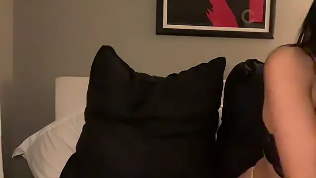 hangoutwithvanessa's Webcam Show