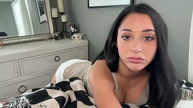 hangoutwithvanessa's Webcam Show