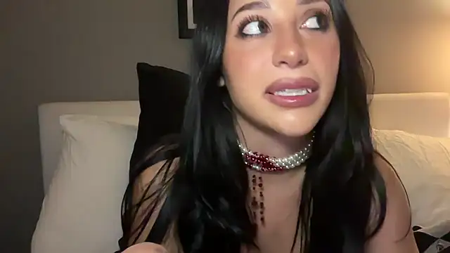 Show modela hangoutwithvanessa na web-kameri