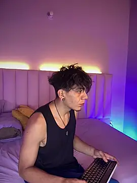 הופעת וובקאם של abrilandjulian
