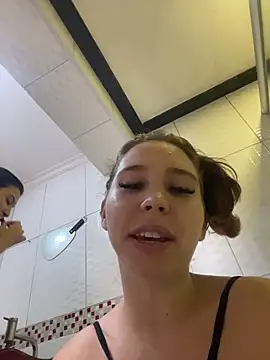 Aneruivinhaa Show in webcam