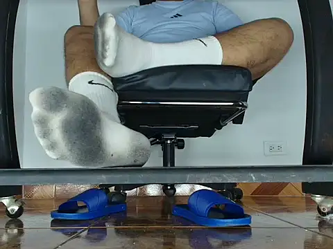 Вебкам-шоу alphacashmaster8