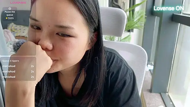 xiaosu22 XXX чат на живо