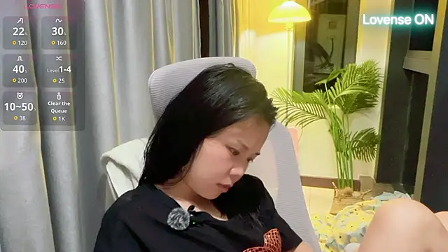 xiaosu22 Adlı Modelin Canlı XXX Sohbeti