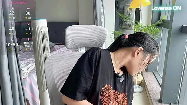 צ'אט XXX בשידור חי של xiaosu22